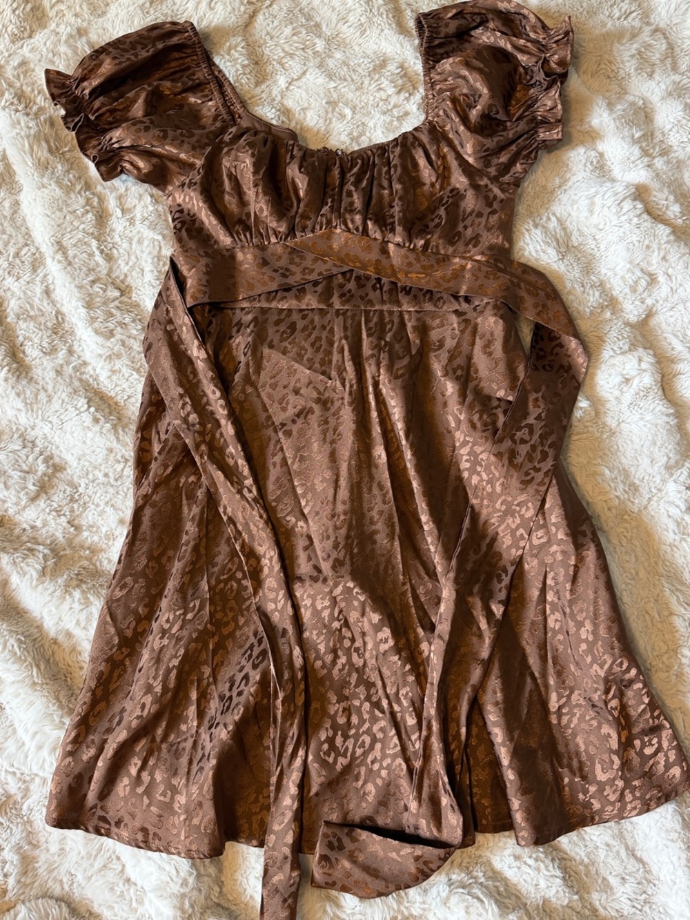 Satin Brown Leopard-Print Chemise with Puff Sleeves
